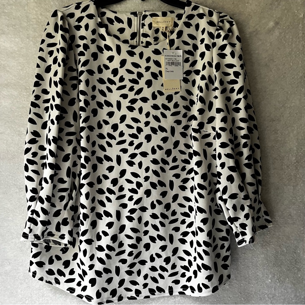 Mellody Women Black White Quarter Sleeve Top Size XL NWT